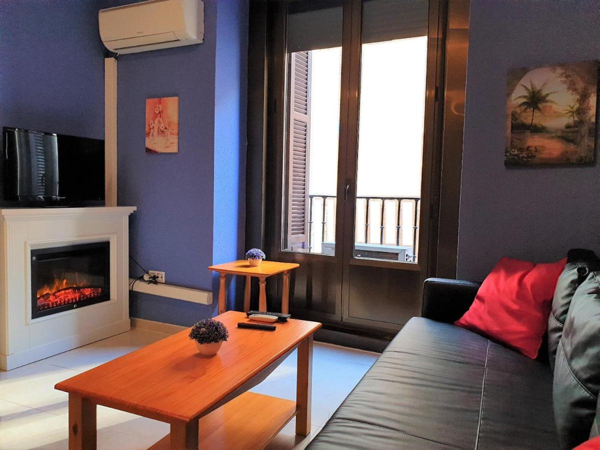Apartamentos Dana Sol Madrid Kültér fotó