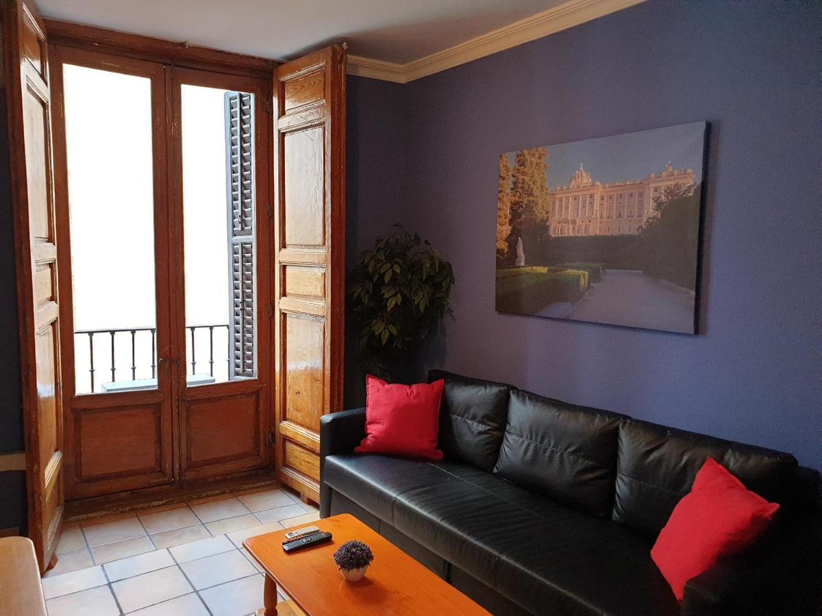 Apartamentos Dana Sol Madrid Kültér fotó