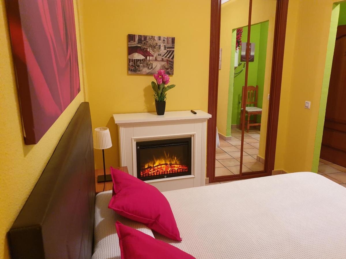 Apartamentos Dana Sol Madrid Kültér fotó