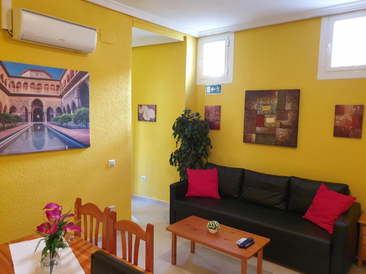 Apartamentos Dana Sol Madrid Kültér fotó