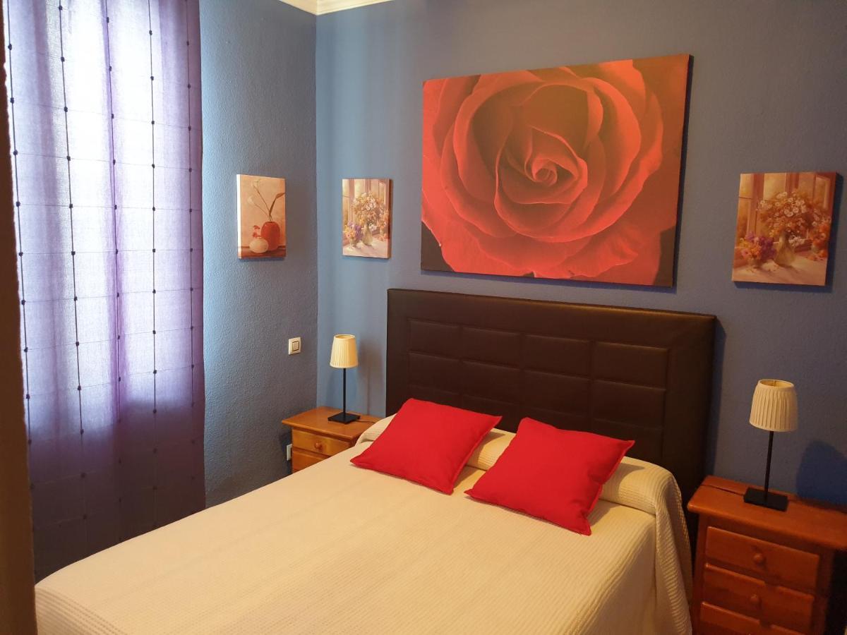 Apartamentos Dana Sol Madrid Kültér fotó