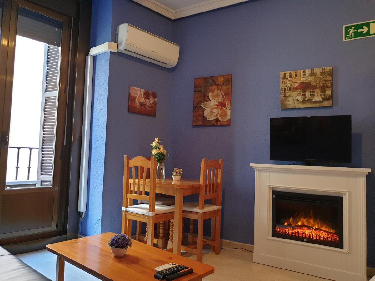 Apartamentos Dana Sol Madrid Kültér fotó